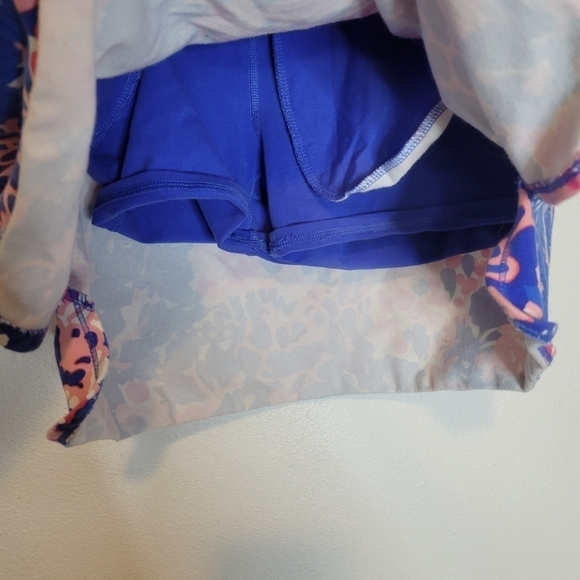 T by talbots size m everyday yoga skort in pink/blue - Picture 2 of 6